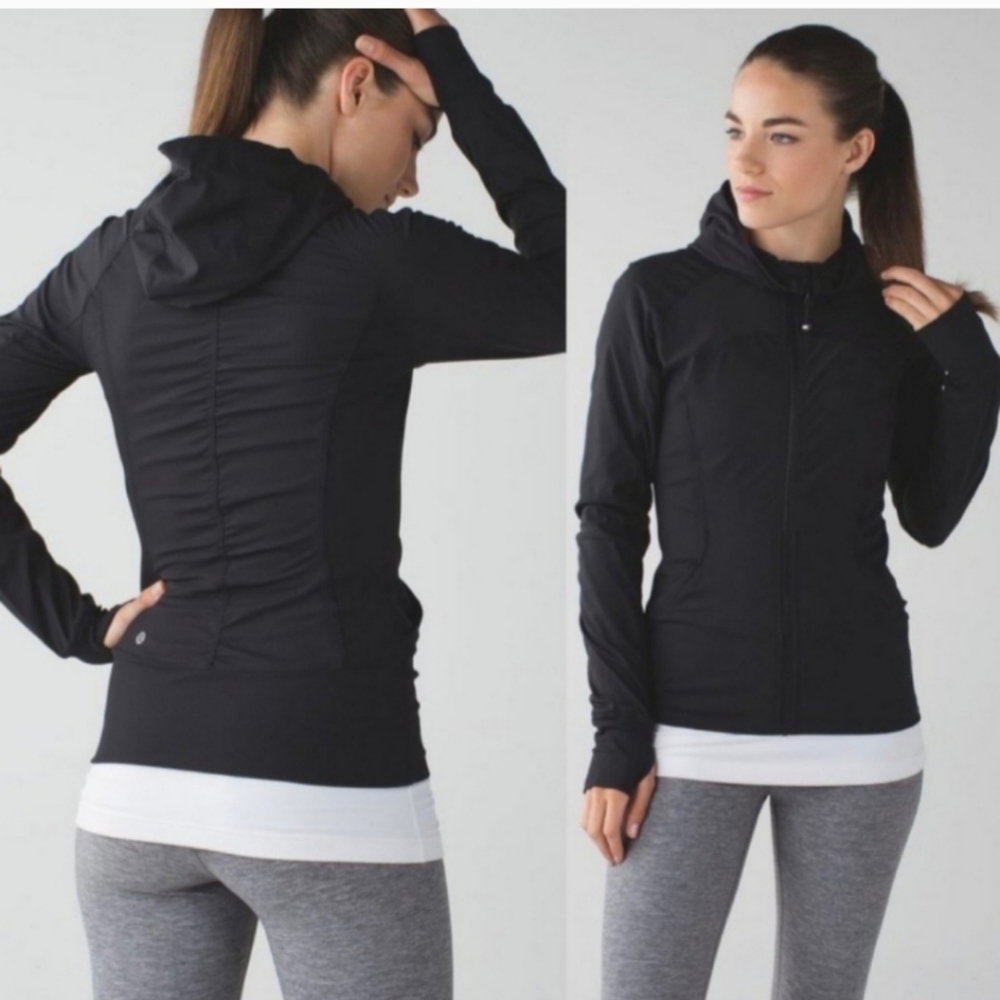 Lululemon In Flux Reversible    Black zip Hoodie Size 8